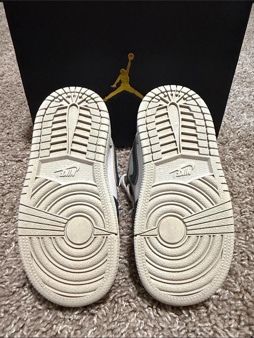 Jordan 1 Mid SE - Toddler 8C